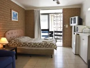 Miami Motel - Image 3