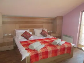 Bondis Alexander Services Apartments - Image 4