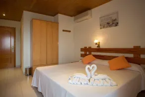 HOSTAL ROSAMAR - Image 5