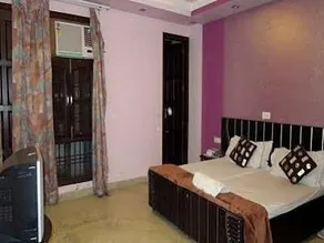 The Royal Nest Apartments - Image 1