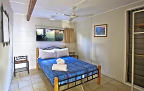 Elliot Lodge - Image 5