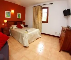 Residencial los Claveles - Cristina - Image 2