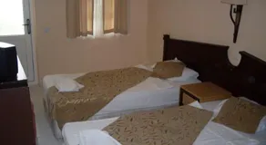 Europa Beach Hotel - Image 5