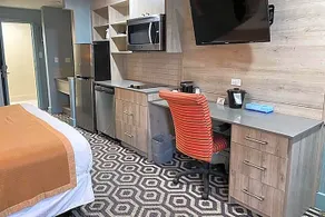 Imperial Inn Medicine Hat - Image 3