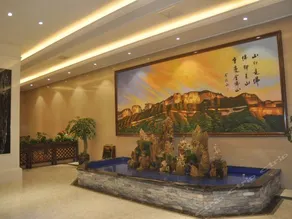 Junze Jinfoshan Hotel - Image 4