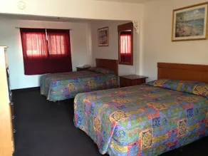 Motel 9 - Image 2