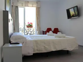Hostal Pension Bruselas - Image 5