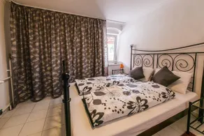 Happy Holiday Home - Image 4