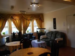 Hillingdon Lodge - Image 3