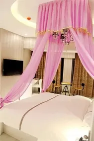 Yi Jia 99 Boutiqe Hotel - Image 4