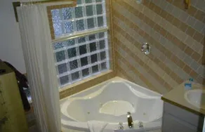Sea Star Suites - Image 2