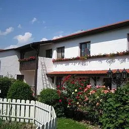 Landhotel Mehrin - Image 2