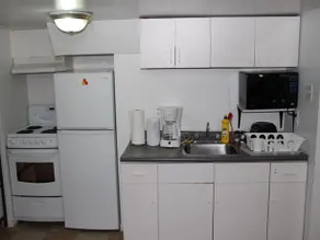 Adib Apartments 224 Woodroffe Ave - Image 2