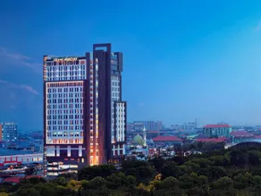 Grand Mercure Surabaya City - Image 2