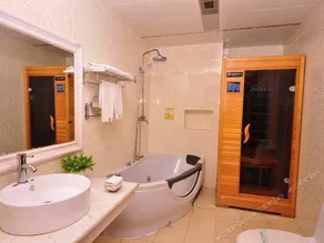 Luo Bei Chun Hotel - Image 5