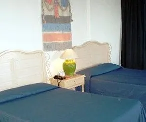 Maris - Image 1