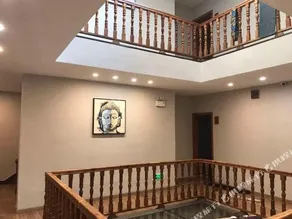 Jiuqi · Hetangyueshe Boutique Hostel - Image 4