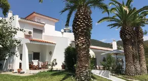 F & B Villa Collection - Las Palmas - Image 3