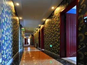 Xihan Holiday Theme Hotel - Image 3