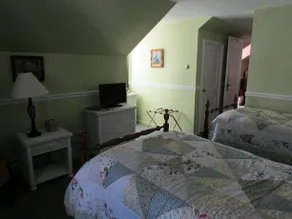 Curtis House Inn - Image 5