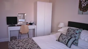 Kendall Guest House Saltford - Image 4