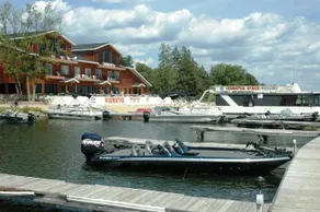 Hiawatha Beach Resort - Image 3