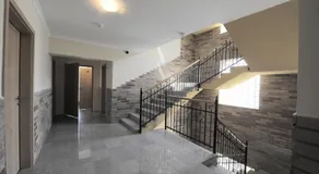 Var-nak Motel - Image 3