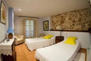 Amagatall Villa - Image 3
