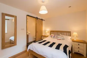 Whim Cottage - Image 2
