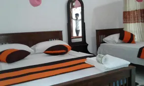 The Ritz Tourist Home - Image 5