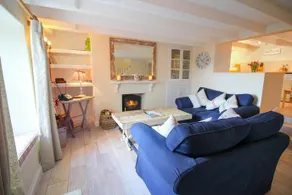 Little Cottage - Image 3