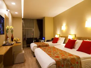 Grand Plaza Hotel - Image 4