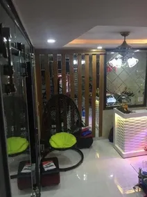 Cozy Hotel - Image 4