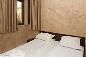 Amara Aparthotel - Image 4