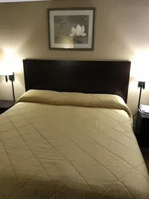 Rest Inn Little Rock - Image 4