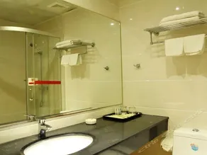 TAICHENG YUFENG HOTEL - Image 5