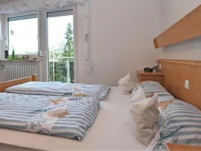 Comfortable apartment in quiet location with gorgeous south-facing balcony - Image 4