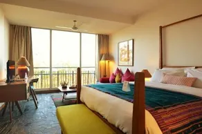 Aarivaa Luxury Designer Home Stay - Image 5