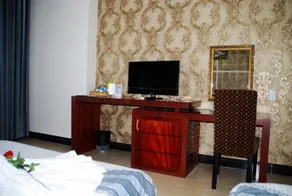 Aura Hotel - Image 3