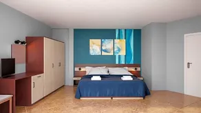 Hotel Queen Nelly - Image 4