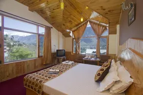 Village Classic Cottage - Image 2