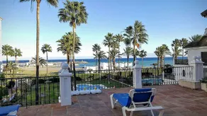 Apartamento 409 marina Real Puerto de la Duquesa playa - Image 1