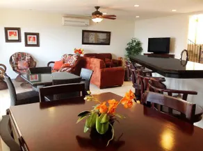 Luxury Condominium Breathtaking Ocean View - Image 4