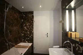 Eltvinum Restaurant, Hotel & Vinothek - Image 5