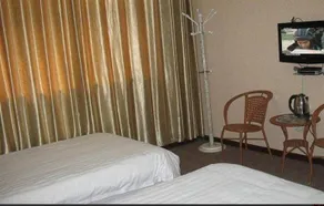 Jinji Express Hotel - Image 5