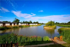 Relaxing Lodges - Image 4