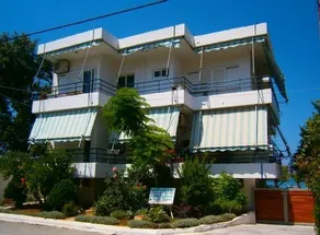 Vrachati Beach House - Image 2