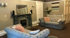 Fernlea spacious apartment - Image 5