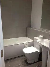 MAX Serviced Apartments Commercial Road - Image 4