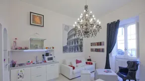 Parma Apartment - Image 1